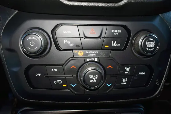 Jeep Renegade 1.0 T-GDI Limited 39