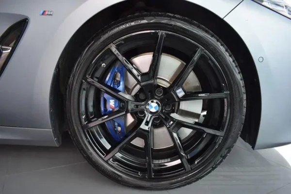 BMW 840 Gran Coupé i Pack M 5