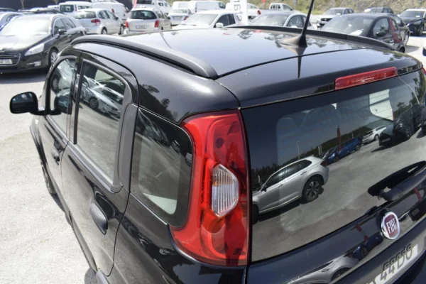 Fiat Panda 1.0 Hybrid 8
