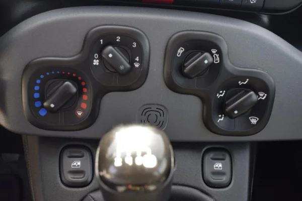 Fiat Panda 1.0 Hybrid 21