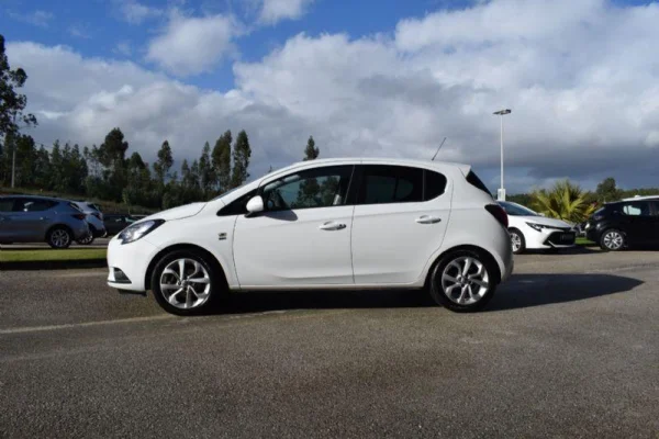 Opel Corsa 1.2 120 Anos 6