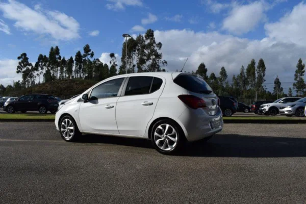 Opel Corsa 1.2 120 Anos 7