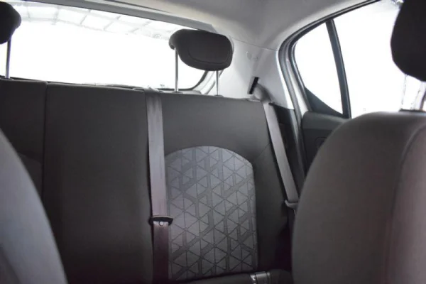 Opel Corsa 1.2 120 Anos 33