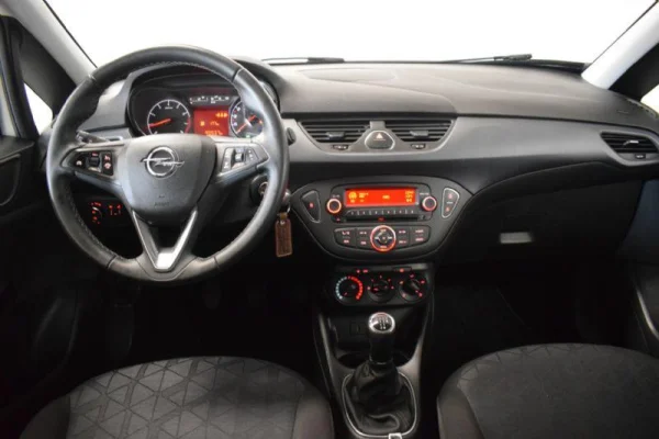 Opel Corsa 1.2 120 Anos 36