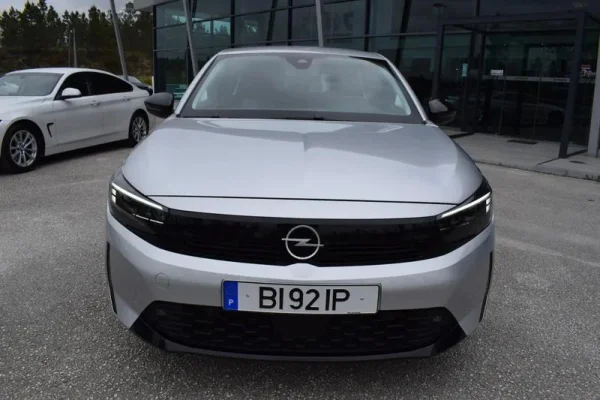 Opel Corsa 1.2 T Elegance Aut. 2