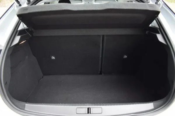 Opel Corsa 1.2 T Elegance Aut. 15