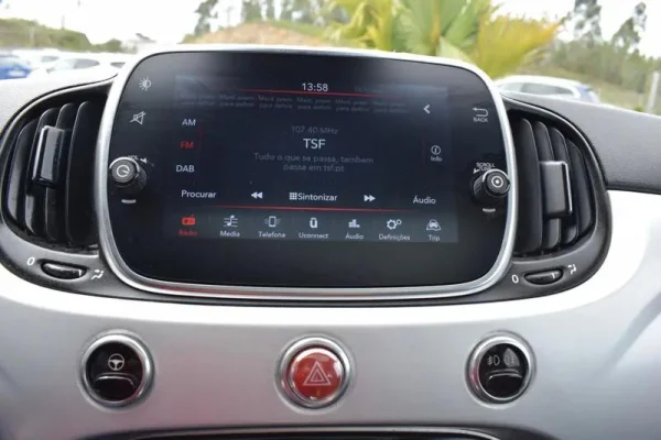 Fiat 500 1.0 Hybrid Connect 23