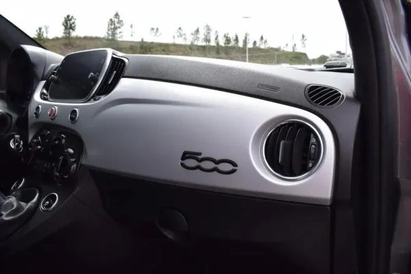 Fiat 500 1.0 Hybrid Connect 30