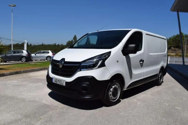 Renault Trafic 2.0 dCi L1H1 (C/ Frio) 3