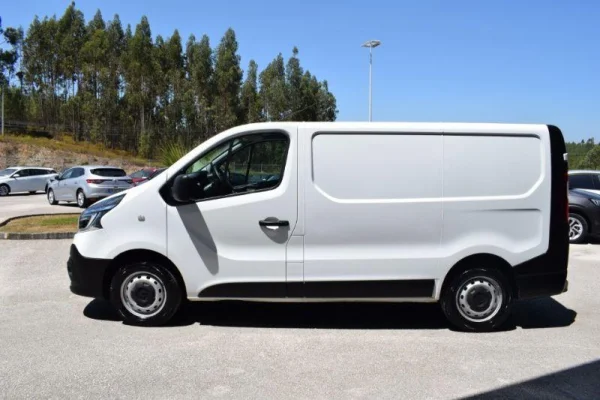 Renault Trafic 2.0 dCi L1H1 (C/ Frio) 5