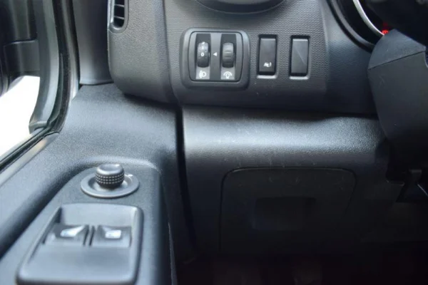 Renault Trafic 2.0 dCi L1H1 (C/ Frio) 20