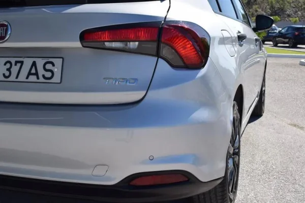 Fiat Tipo 1.3 M-Jet Street 11