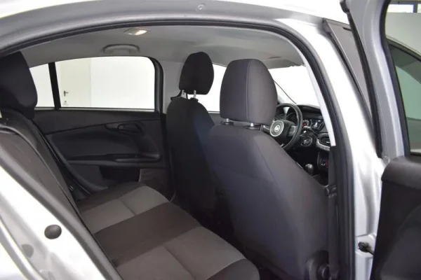 Fiat Tipo 1.3 M-Jet Street 28