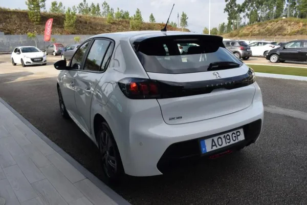 Peugeot 208 1.5 BlueHDi Active 8
