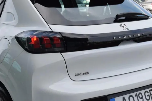 Peugeot 208 1.5 BlueHDi Active 9