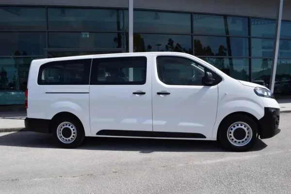 Opel Vivaro 1.5 CDTi L2H1 Essentia 5