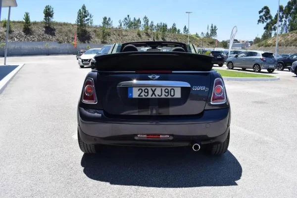 MINI 3 Portas Cooper D 8