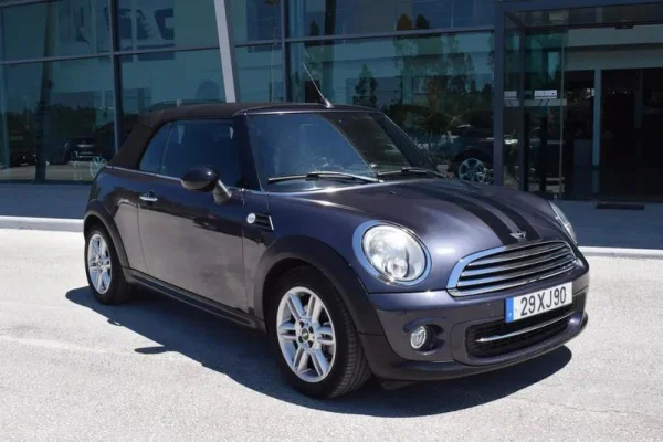 MINI 3 Portas Cooper D 15