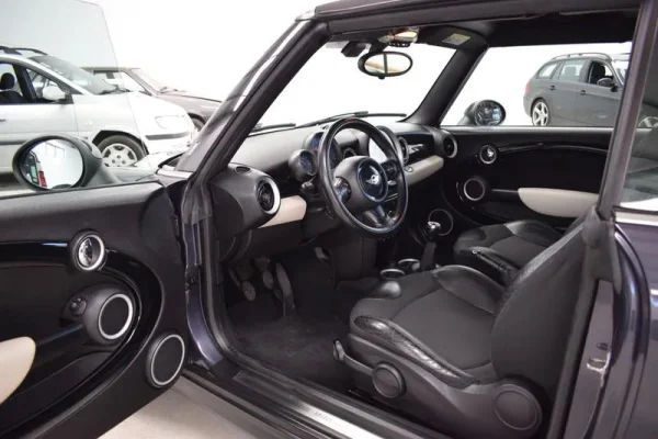 MINI 3 Portas Cooper D 16