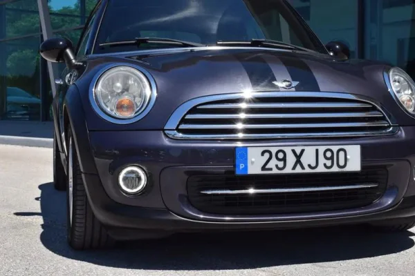 MINI 3 Portas Cooper D 39