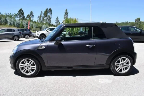 MINI 3 Portas Cooper D 42