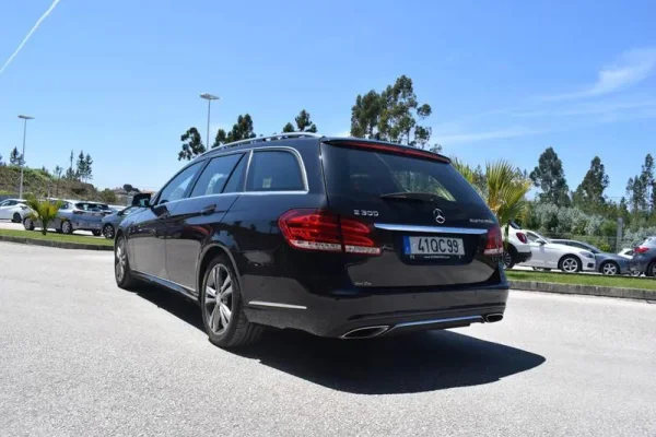 Mercedes-Benz E 300 Bluetec Hybrid Avantgarde 8