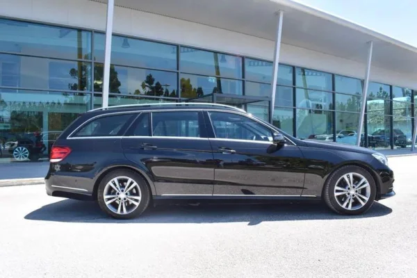 Mercedes-Benz E 300 Bluetec Hybrid Avantgarde 12