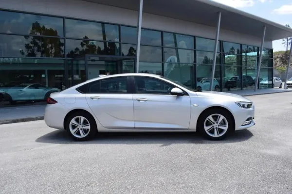 Opel Insignia Grand Sport 1.6 CDTi Innovation 14