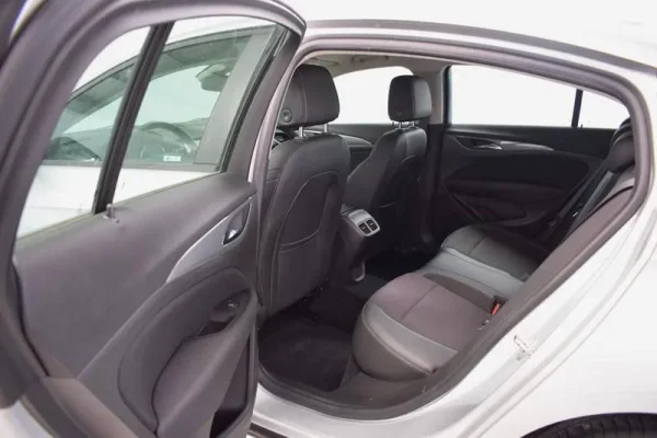 Opel Insignia Grand Sport 1.6 CDTi Innovation 41
