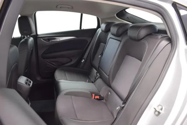 Opel Insignia Grand Sport 1.6 CDTi Innovation 43