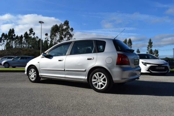 Honda Civic 1.7 CTDi ES 5