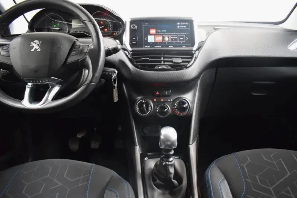 Peugeot 2008 1.5 BlueHDi Style 32