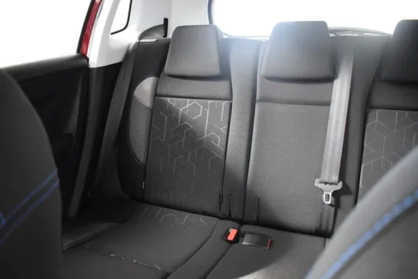 Peugeot 2008 1.5 BlueHDi Style 46