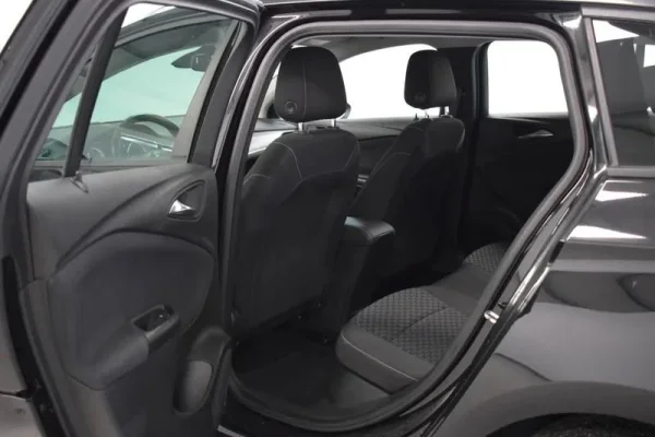 Opel Astra Sports Tourer 1.6 CDTI Edition S/S 42