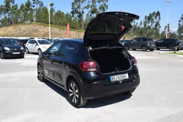 Citroen C3 1.2 PureTech Shine EAT6 10