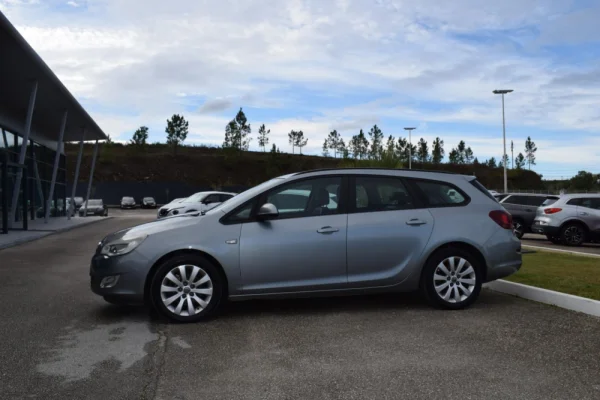Opel Astra Sports Tourer 1.7 CDTi Cosmo 3