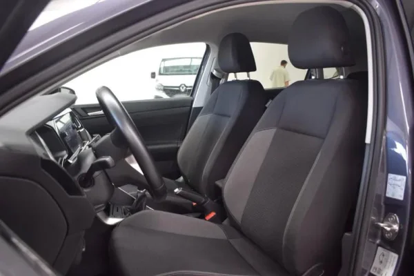 Volkswagen Polo 1.0 TSI Life 11