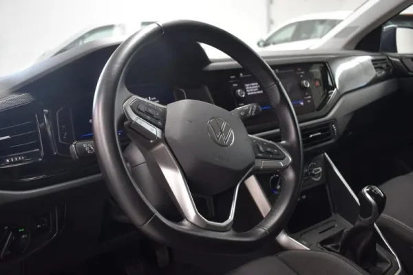 Volkswagen Polo 1.0 TSI Life 17