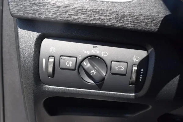 Volvo V40 Cross Country Outro 20
