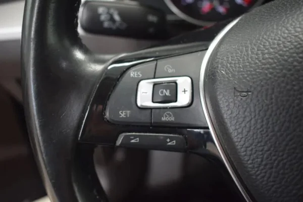 Volkswagen Passat Variant 2.0 TDi Confortline 13