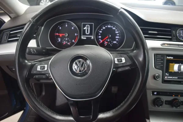 Volkswagen Passat Variant 2.0 TDi Confortline 14