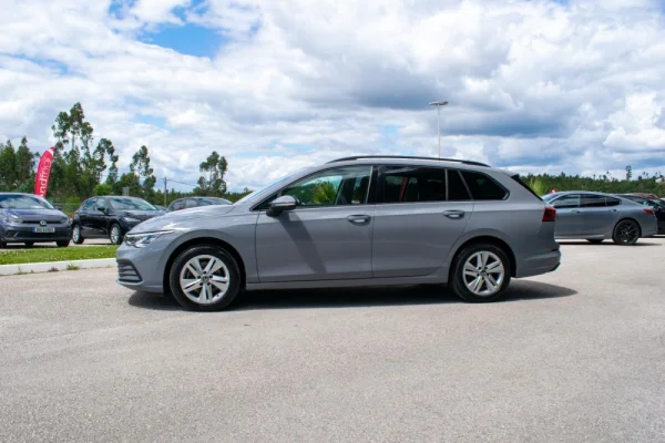 Volkswagen Golf Variant 2.0 TDi Life 4