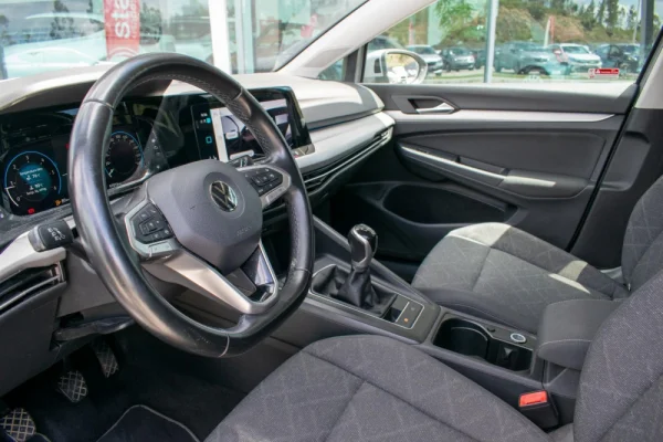 Volkswagen Golf Variant 2.0 TDi Life 16