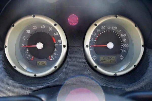 Volkswagen Polo Outro 17