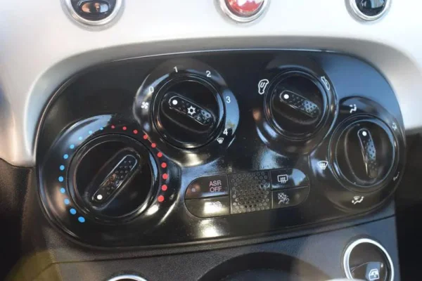 Fiat 500 1.0 Hybrid Connect 24