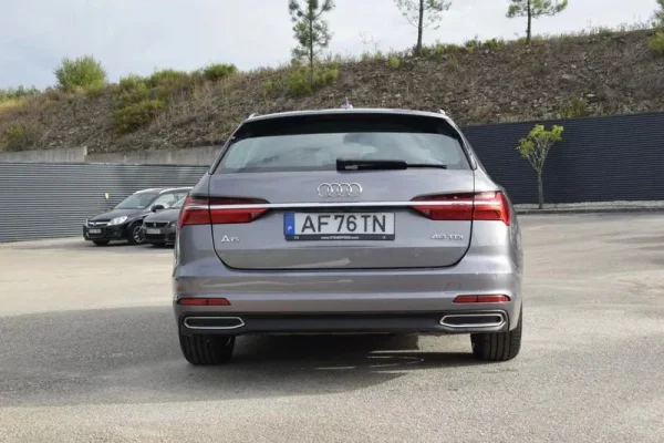 Audi A6 Avant 40 TDI S tronic 7