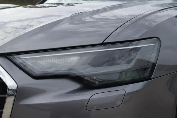Audi A6 Avant 40 TDI S tronic 9