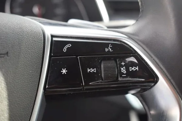 Audi A6 Avant 40 TDI S tronic 19