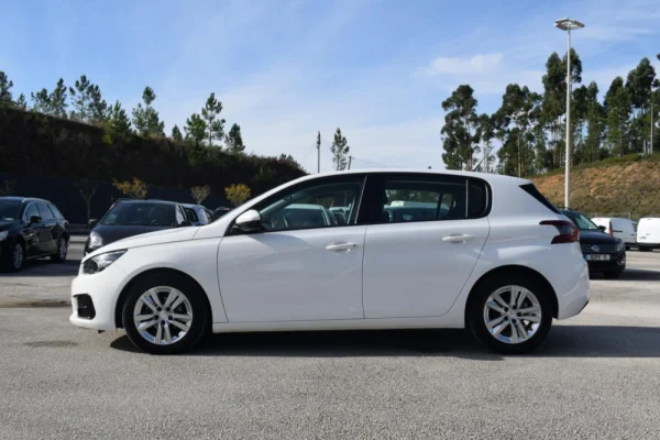 Peugeot 308 1.5 BlueHDi Business Line 4
