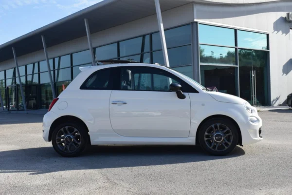 Fiat 500 1.0 Hybrid Connect 8